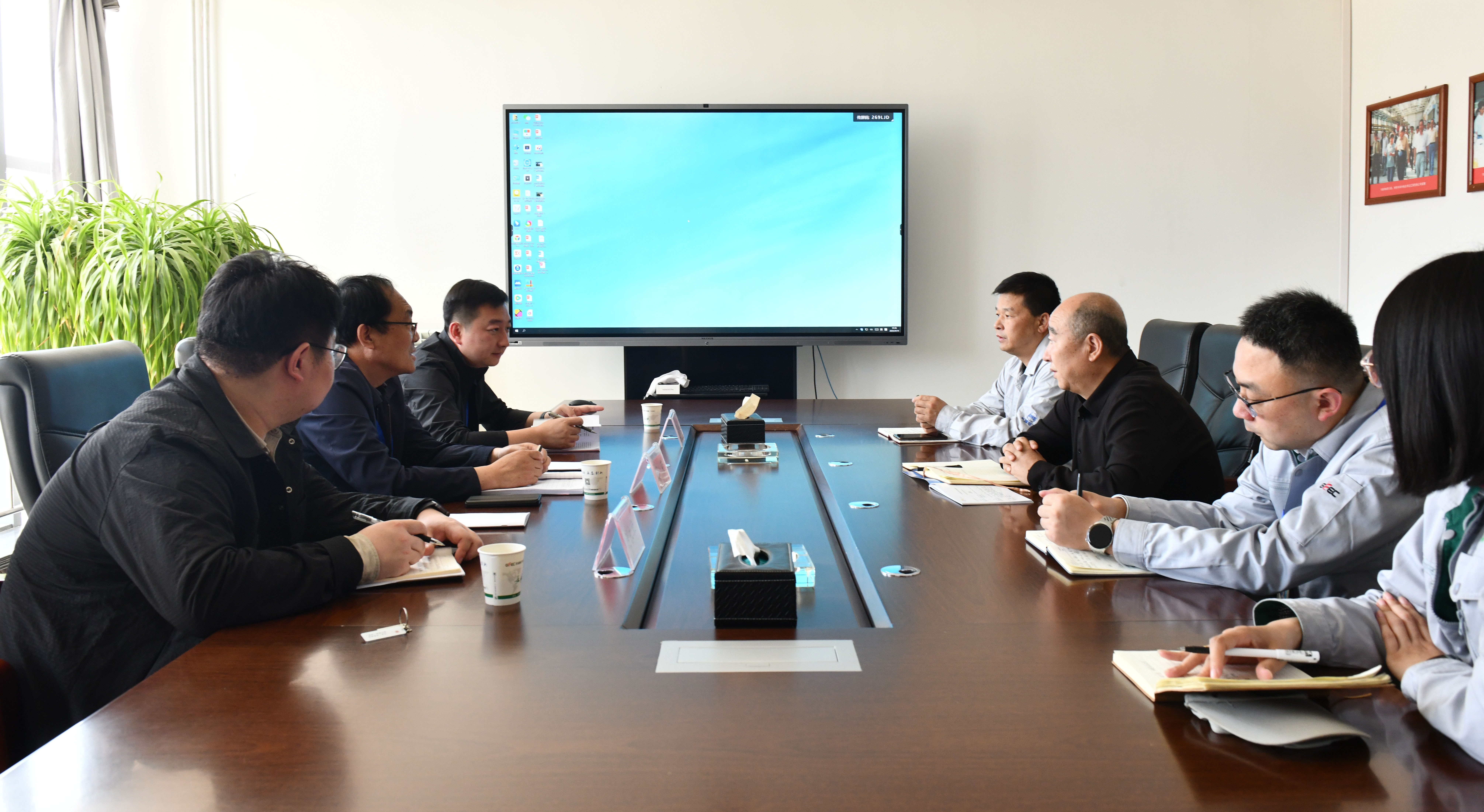 酒泉核产业园管委会来企业考察交流